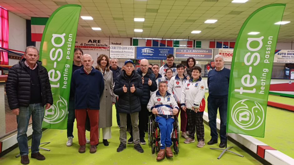 Borgomanero, donazione per i disabili che praticano le bocce